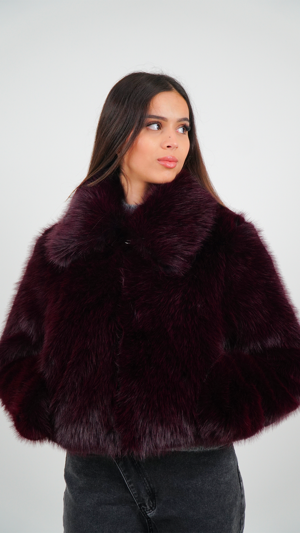 VESTE FEMME EN FAUSSE FOURRURE BORDEAUX