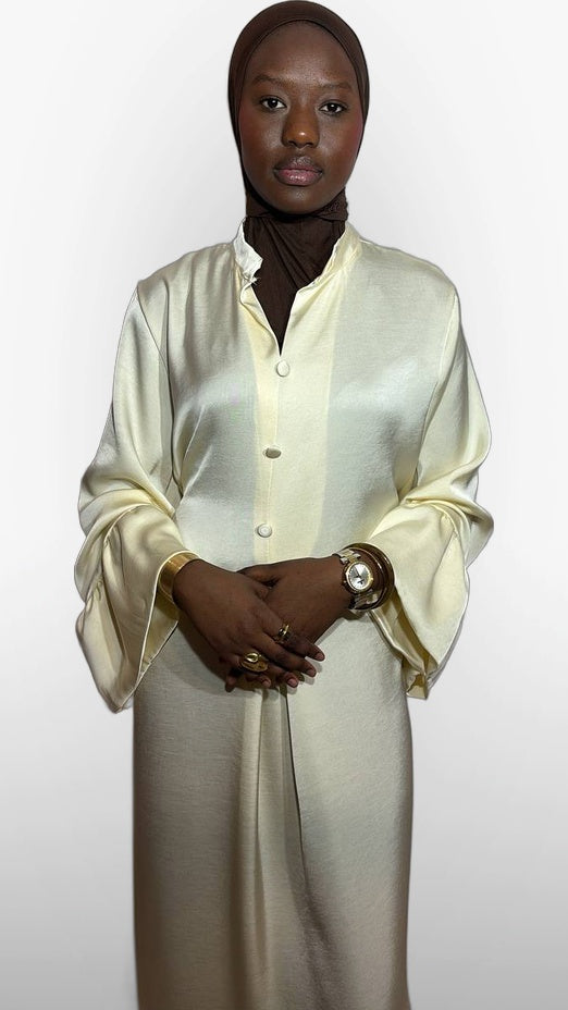 L'Abaya Satinée Perle – Crème