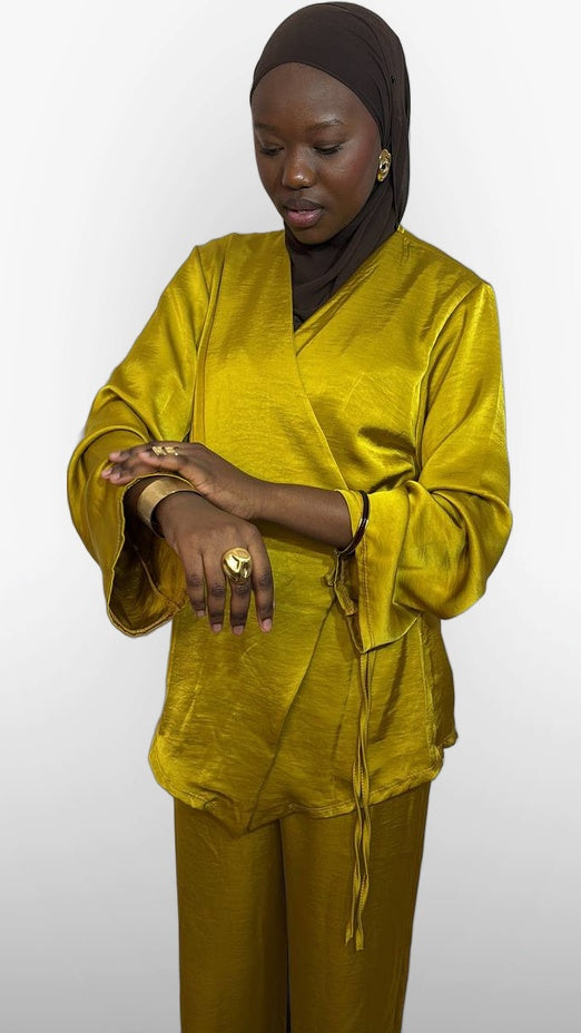 L'Ensemble Satiné Signature – Jaune Moutarde