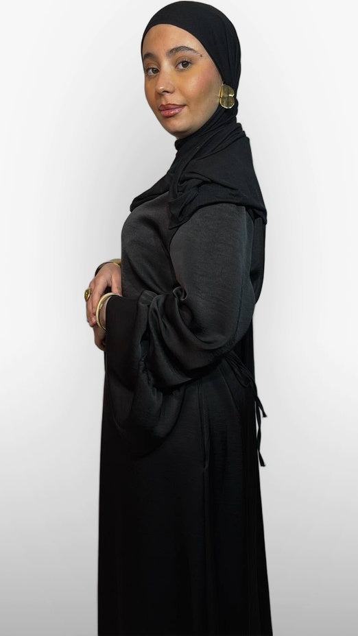 L'Abaya Ornée de Plumes – Vert Émeraude