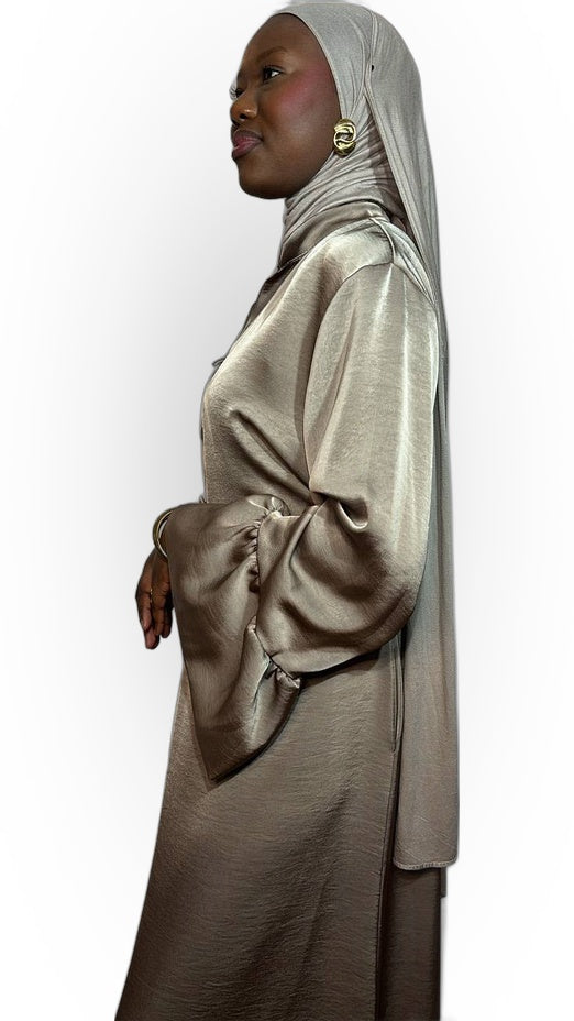 Abaya satinée effet perle – couleur champagne