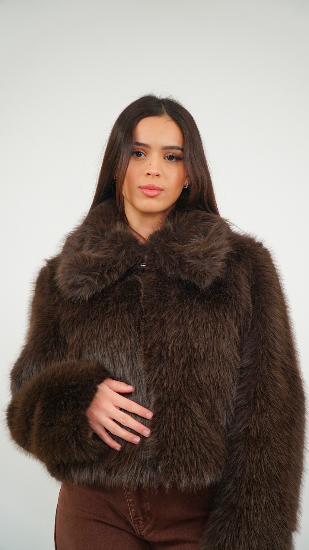 VESTE FEMME EN FAUSSE FOURRURE MARRON