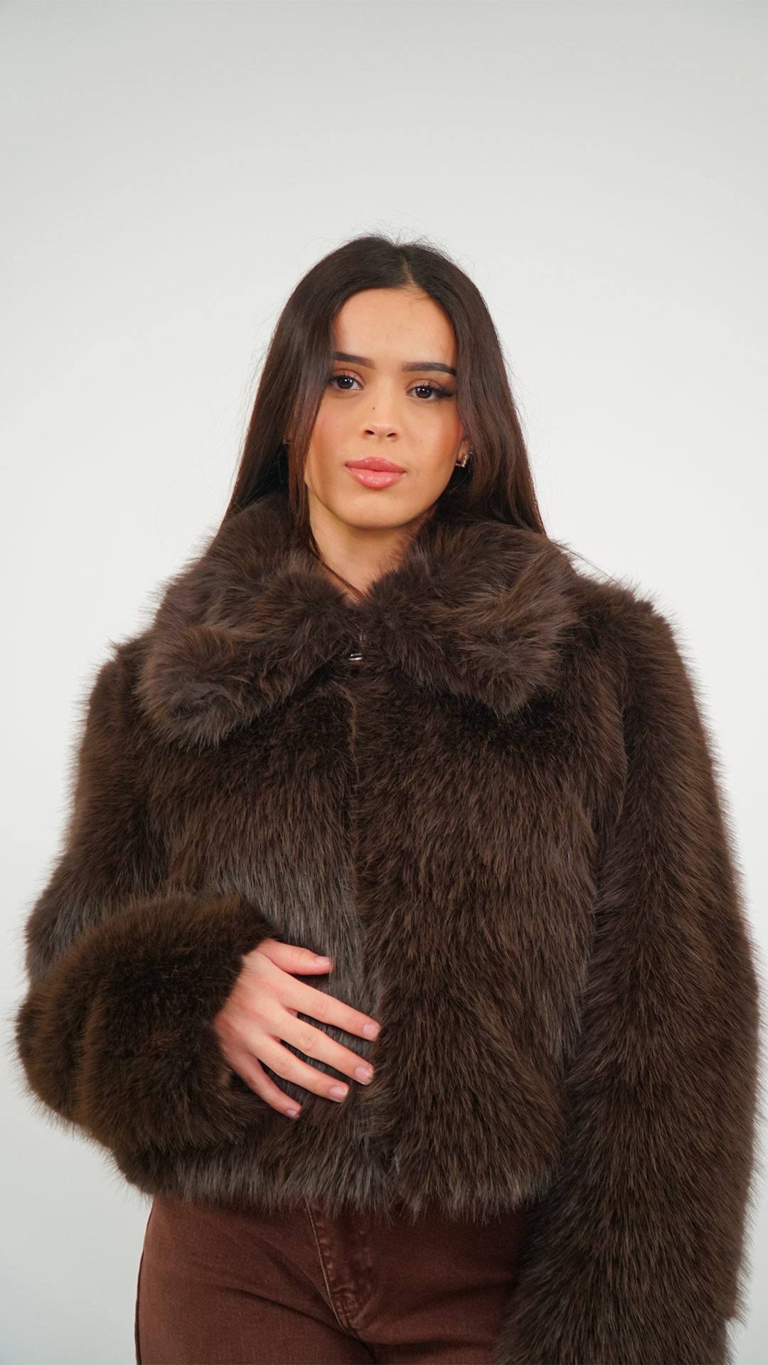 VESTE FEMME EN FAUSSE FOURRURE MARRON