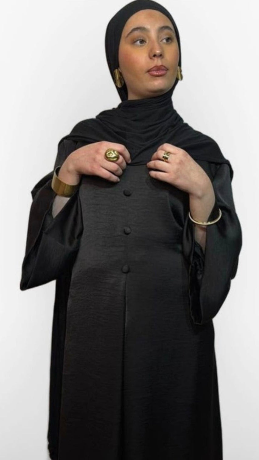 L'Abaya Satinée Signature – Noir