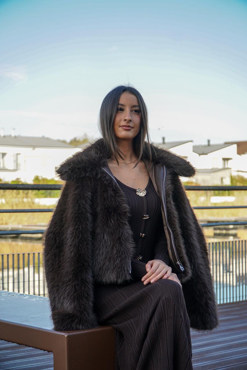 VESTE FEMME EN FAUSSE FOURRURE MARRON